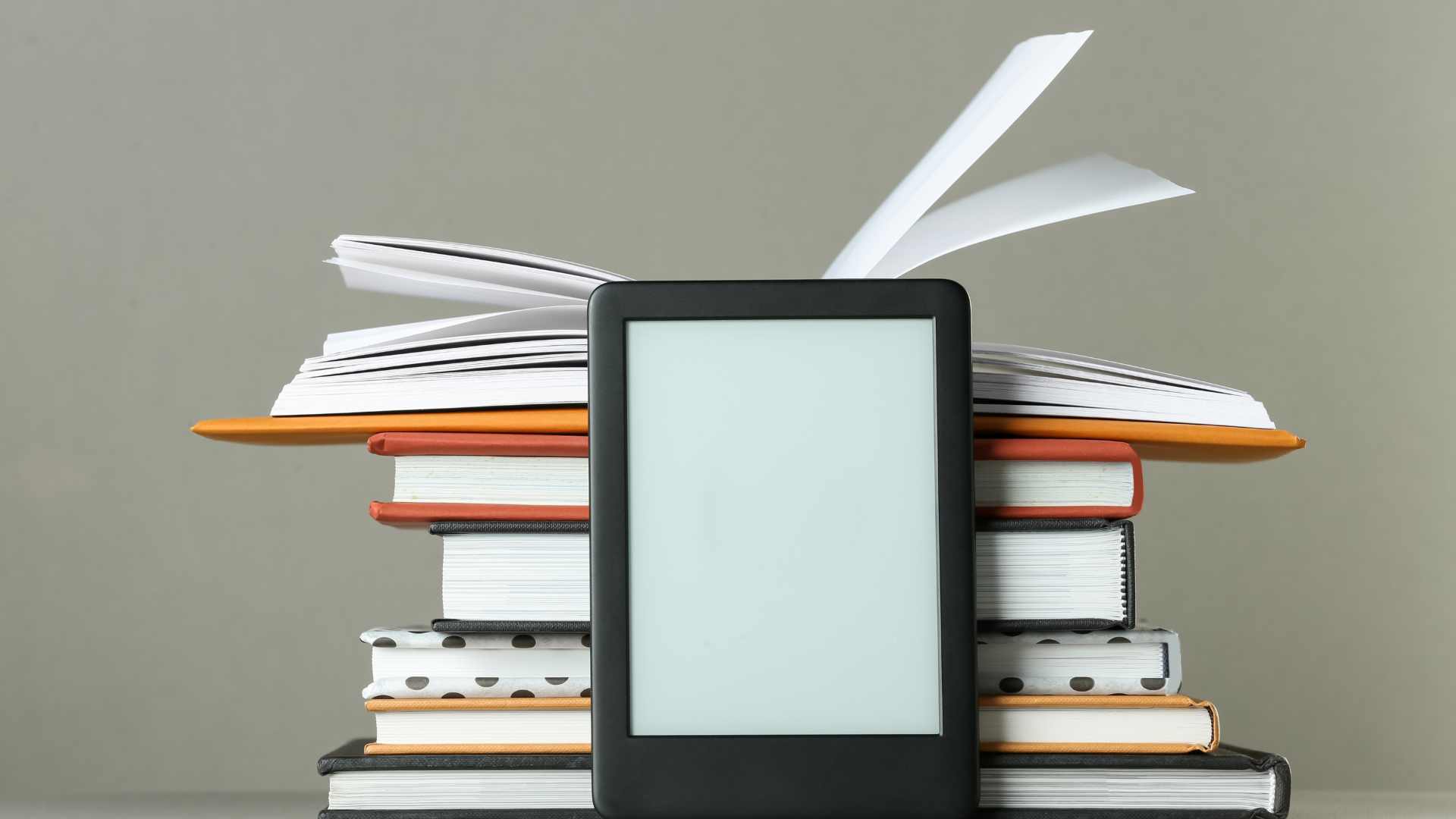 liseuse numérique et livres papiers